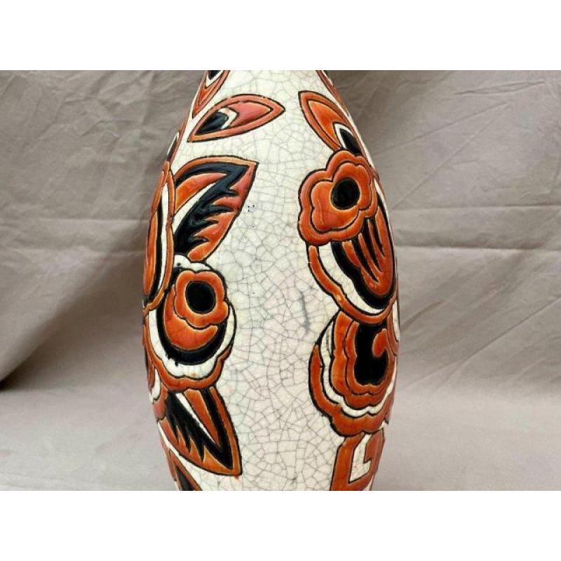 Vase Ovoïde Boch Keramis en émaux à Décor de Fleurs Art Déco Stylisées