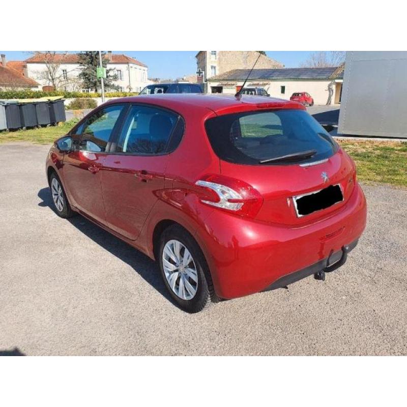 Peugeot 208 1.4 hdi 70