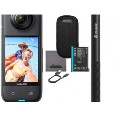 INSTA360 X3 72MP, ÉTANCHE, 5,7K 360° VR, AVEC PERCHE SELFIE."
